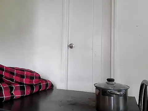 Snapshot of fitbuddy1 chatting on October 17, 2025, 10:29 am fitbuddy1 online show from October 17, 2025, 10:29 am