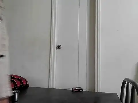 Snapshot of fitbuddy1 chatting on November 24, 2025, 6:13 am fitbuddy1 online show from November 24, 2025, 6:13 am