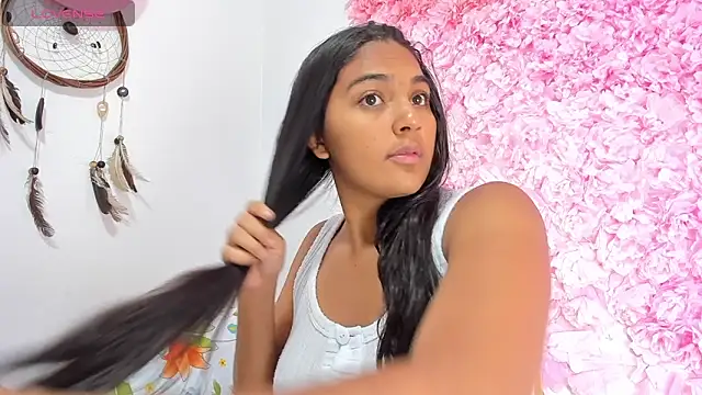 Melodymoore  online show from March 7, 2026, 10:37 pm