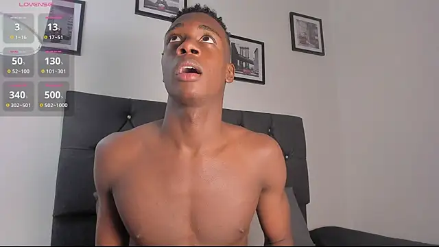 Snapshot of noah_johes chatting on March 17, 2026, 3:53 am noah johes online show from March 17, 2026, 3:53 am