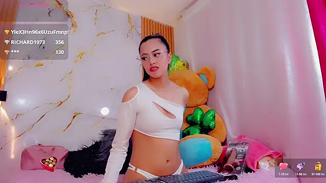 Snapshot of ValeriCardenas chatting on March 16, 2025, 12:01 am ValeriCardenas online show from March 16, 2025, 12:01 am
