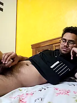 Snapshot of ayush292000 chatting on December 14, 2025, 8:03 pm ayush292000 online show from December 14, 2025, 8:03 pm