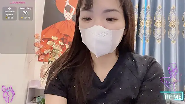 shishi 101 online show from November 3, 2025, 2:06 am