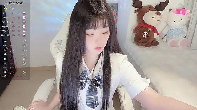 Milla-z online show from November 16, 2025, 9:47 am