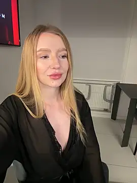 EvaBrooklyn online show from February 27, 2025, 6:31 pm