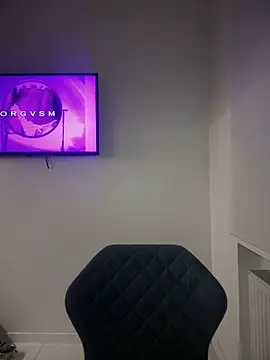 EvaBrooklyn online show from March 14, 2025, 5:46 pm