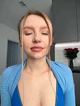 EvaBrooklyn online show from March 10, 2025, 1:43 pm