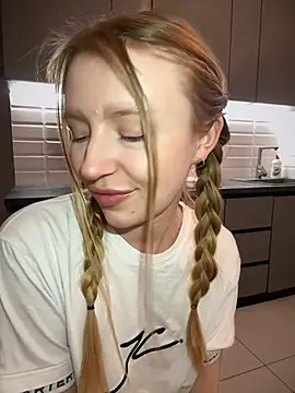 EvaBrooklyn online show from March 11, 2025, 7:46 am