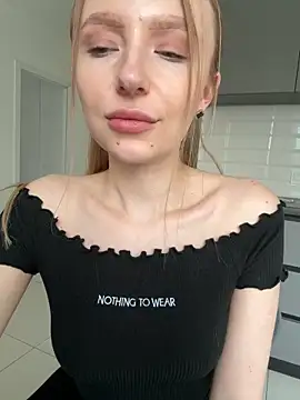 EvaBrooklyn online show from March 6, 2025, 2:51 pm