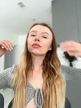 EvaBrooklyn online show from March 12, 2025, 1:08 pm