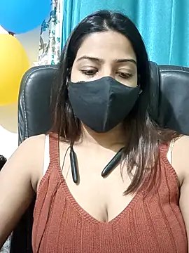 Snapshot of CRAZY__BITE chatting on November 21, 2025, 6:29 pm CRAZY BITE online show from November 21, 2025, 6:29 pm