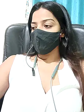 CRAZY  BITE online show from May 1, 2026, 6:57 pm