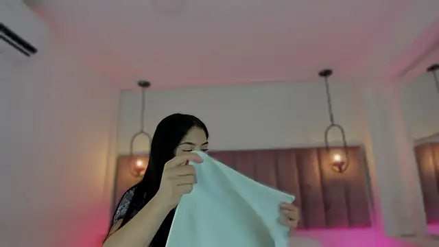 Haily b online show from January 13, 2026, 8:13 pm