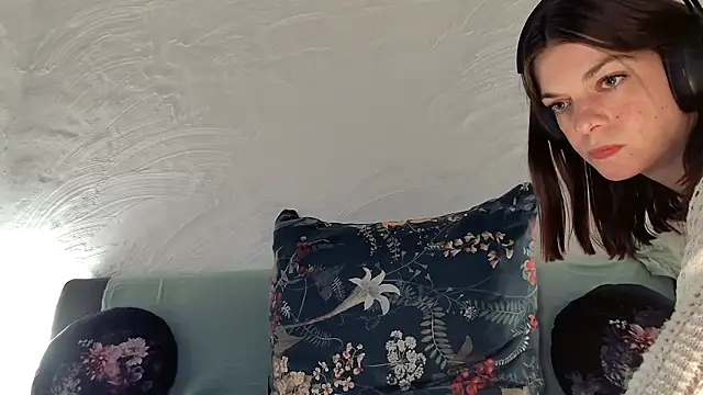 Rosemarie Blu online show from March 1, 2026, 8:31 pm