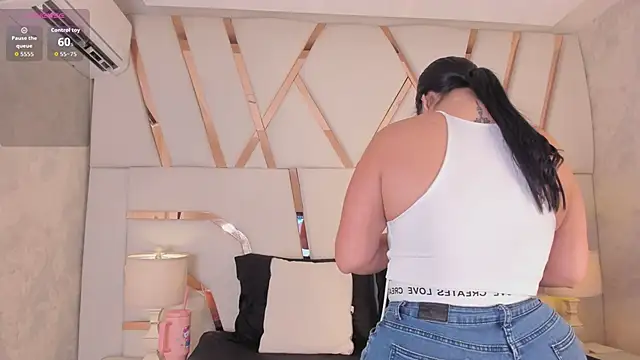 Snapshot of Madisson-Rivas chatting on November 11, 2025, 7:41 pm Madisson-Rivas online show from November 11, 2025, 7:41 pm