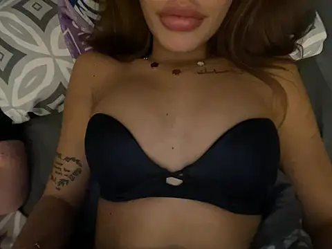 DirtyDaisy25 online show from March 20, 2025, 1:13 am