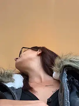 NataKitten online show from November 14, 2025, 6:28 am