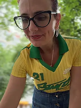 Snapshot of NataKitten chatting on June 24, 2026, 3:43 pm NataKitten online show from June 24, 2026, 3:43 pm