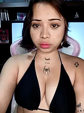 Snapshot of Akame_yumi chatting on November 1, 2025, 11:09 pm Akame yumi online show from November 1, 2025, 11:09 pm