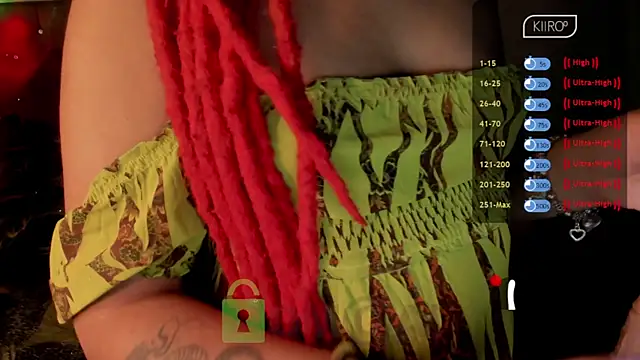 Snapshot of Juana_blackm chatting on October 7, 2025, 11:17 pm Juana blackm online show from October 7, 2025, 11:17 pm