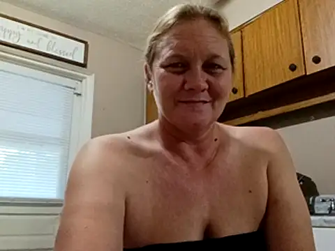 wetnwildforyou online show from December 13, 2025, 8:04 pm