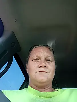 wetnwildforyou online show from December 4, 2025, 6:29 pm