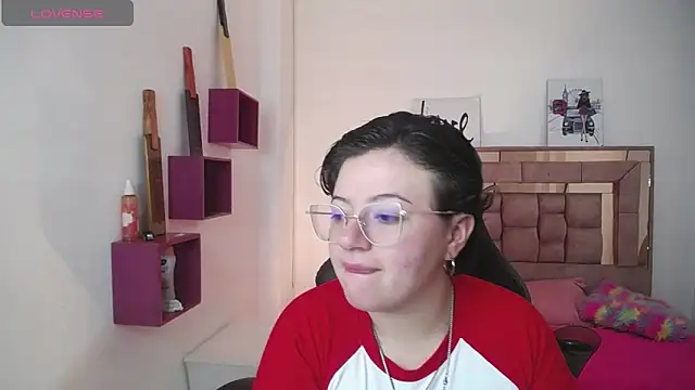 safyka online show from November 7, 2025, 3:22 am