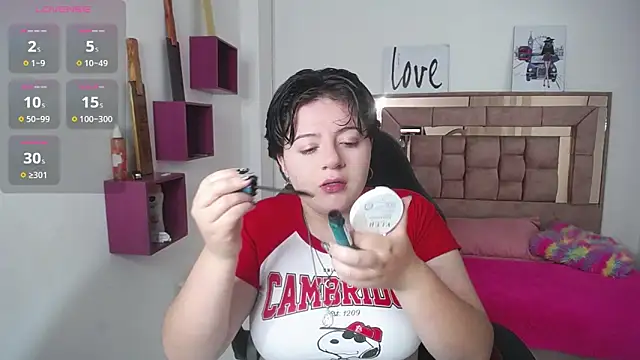 safyka online show from November 7, 2025, 11:52 pm