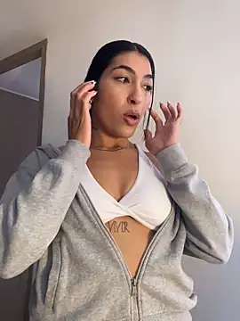 Snapshot of AshleyG_222 chatting on October 15, 2025, 4:26 pm AshleyG 222 online show from October 15, 2025, 4:26 pm