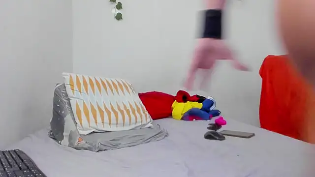 Snapshot of damian_c12 chatting on March 9, 2025, 11:25 pm damian c12 online show from March 9, 2025, 11:25 pm