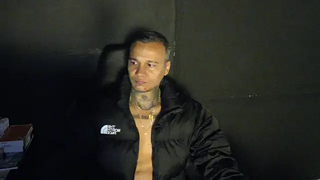 Snapshot of damian_c12 chatting on March 8, 2026, 4:43 pm damian c12 online show from March 8, 2026, 4:43 pm