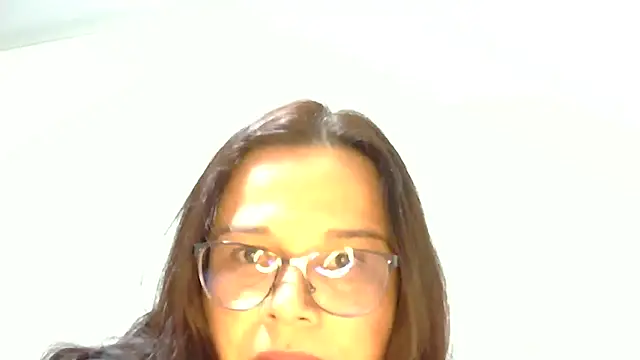 Snapshot of Novata chatting on November 26, 2025, 1:27 am Novata online show from November 26, 2025, 1:27 am