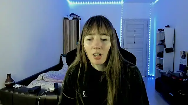 Snapshot of bekkawell chatting on November 3, 2025, 3:04 pm bekkawell online show from November 3, 2025, 3:04 pm