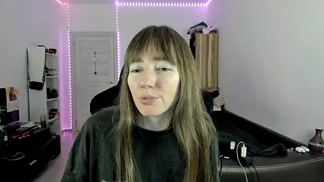 Snapshot of bekkawell chatting on November 16, 2025, 4:23 pm bekkawell online show from November 16, 2025, 4:23 pm