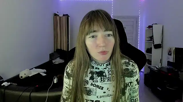 Snapshot of bekkawell chatting on October 9, 2025, 7:03 pm bekkawell online show from October 9, 2025, 7:03 pm