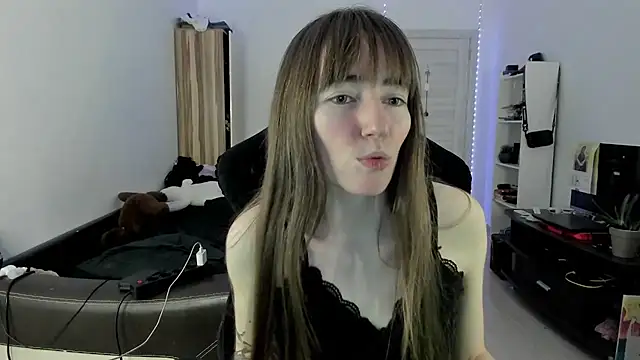 Snapshot of bekkawell chatting on October 10, 2025, 5:03 pm bekkawell online show from October 10, 2025, 5:03 pm