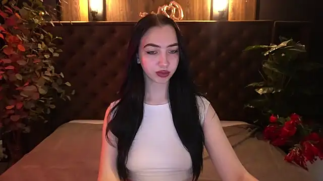 WildKittenX  online show from April 30, 2026, 5:47 am