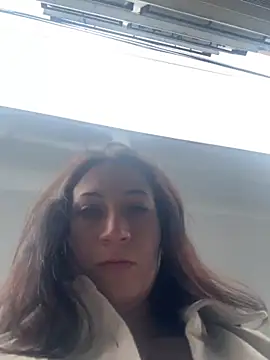 Snapshot of Mila_LS chatting on October 29, 2025, 1:10 pm Mila LS online show from October 29, 2025, 1:10 pm