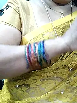 abinaya26 online show from November 4, 2025, 2:15 am