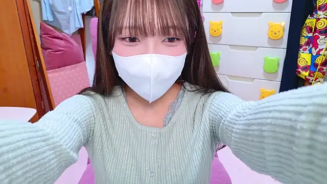 Snapshot of Oo_aki chatting on March 6, 2025, 7:36 am Oo aki online show from March 6, 2025, 7:36 am