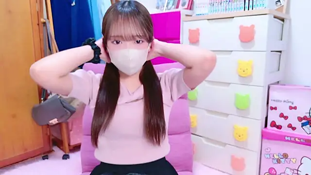 Snapshot of Oo_aki chatting on March 18, 2025, 2:17 pm Oo aki online show from March 18, 2025, 2:17 pm