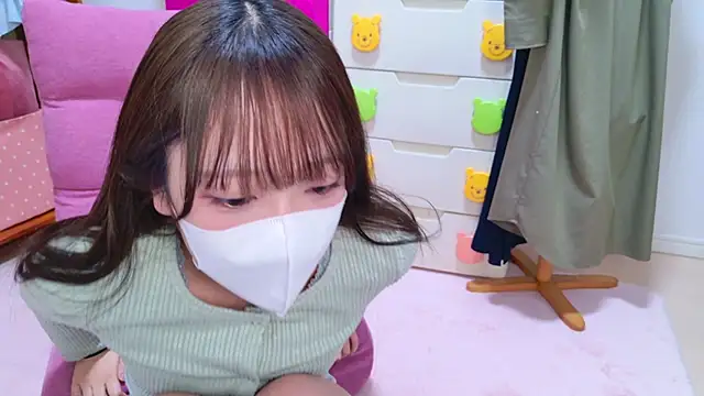 Snapshot of Oo_aki chatting on March 6, 2025, 10:41 am Oo aki online show from March 6, 2025, 10:41 am