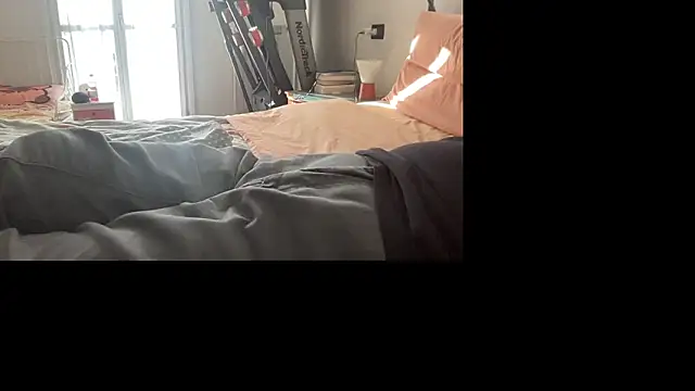 Snapshot of littletoy64 chatting on March 16, 2026, 7:56 am littletoy64 online show from March 16, 2026, 7:56 am