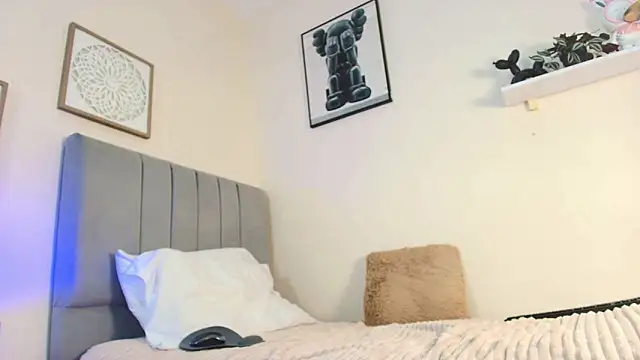 mary cute9 online show from February 12, 2026, 12:16 pm