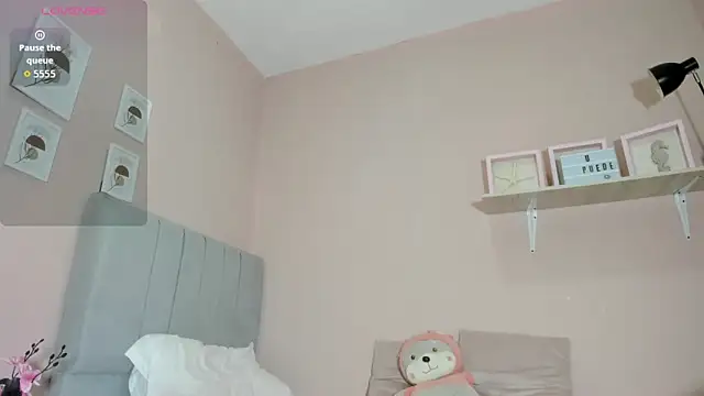 Snapshot of mary_cute9 chatting on November 6, 2025, 11:47 am mary cute9 online show from November 6, 2025, 11:47 am