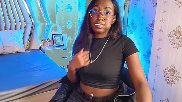 Qeen blackk online show from November 1, 2025, 9:41 pm