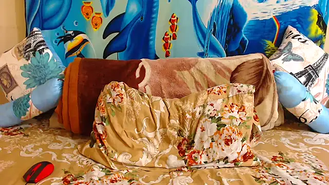 Snapshot of ChocolateClit chatting on October 18, 2025, 5:48 pm ChocolateClit online show from October 18, 2025, 5:48 pm