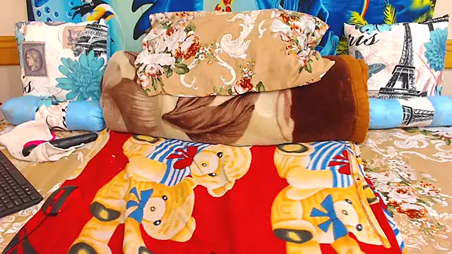 Snapshot of ChocolateClit chatting on October 24, 2025, 7:24 pm ChocolateClit online show from October 24, 2025, 7:24 pm