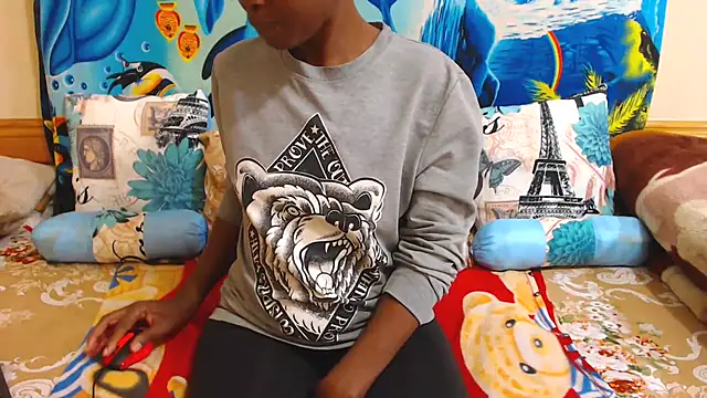 Snapshot of ChocolateClit chatting on October 23, 2025, 4:38 pm ChocolateClit online show from October 23, 2025, 4:38 pm