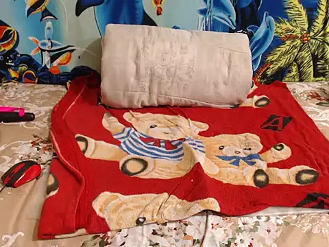 Snapshot of ChocolateClit chatting on October 8, 2025, 4:40 pm ChocolateClit online show from October 8, 2025, 4:40 pm